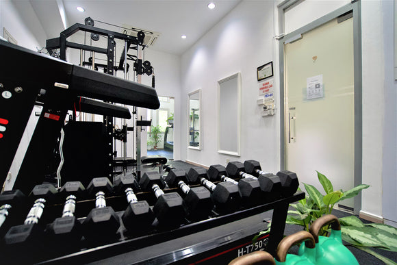 GREEN CURVE STRENGTH FIT STUDIO